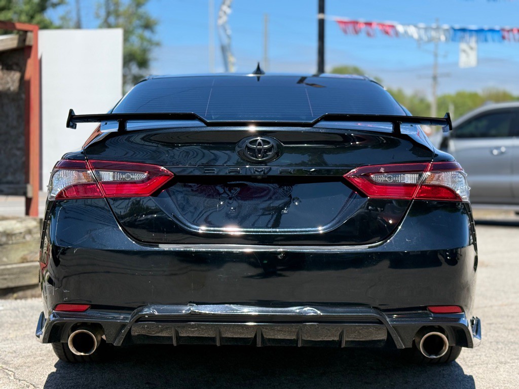 2021 Toyota Camry Image 8