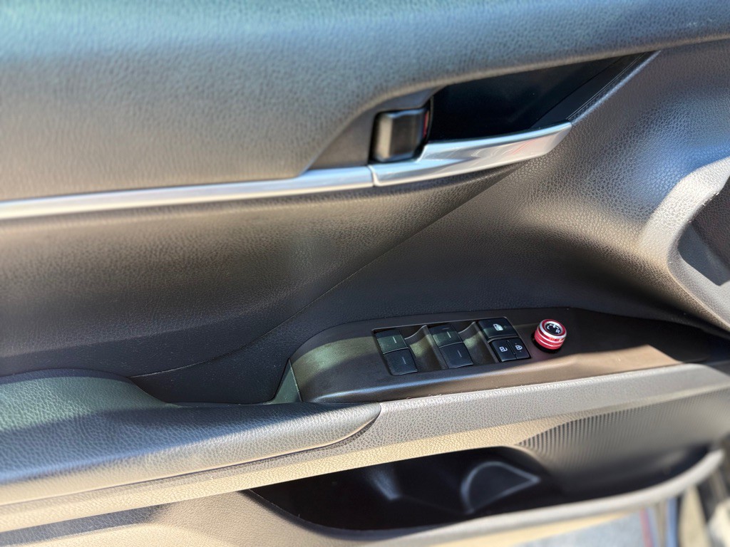 2021 Toyota Camry Image 14