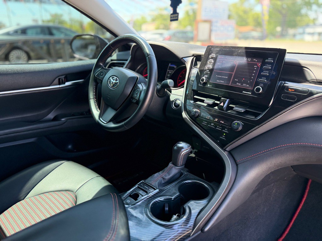 2021 Toyota Camry Image 21