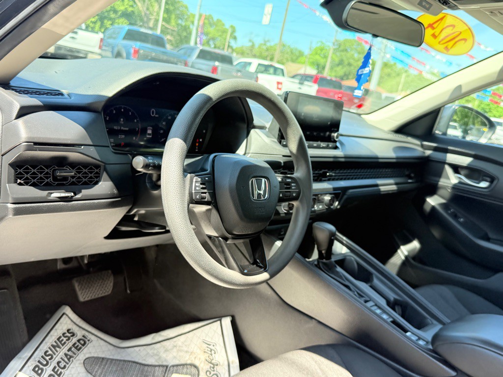 2024 Honda Accord Image 17