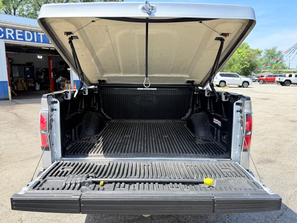 2011 Ford F-150 Image 12