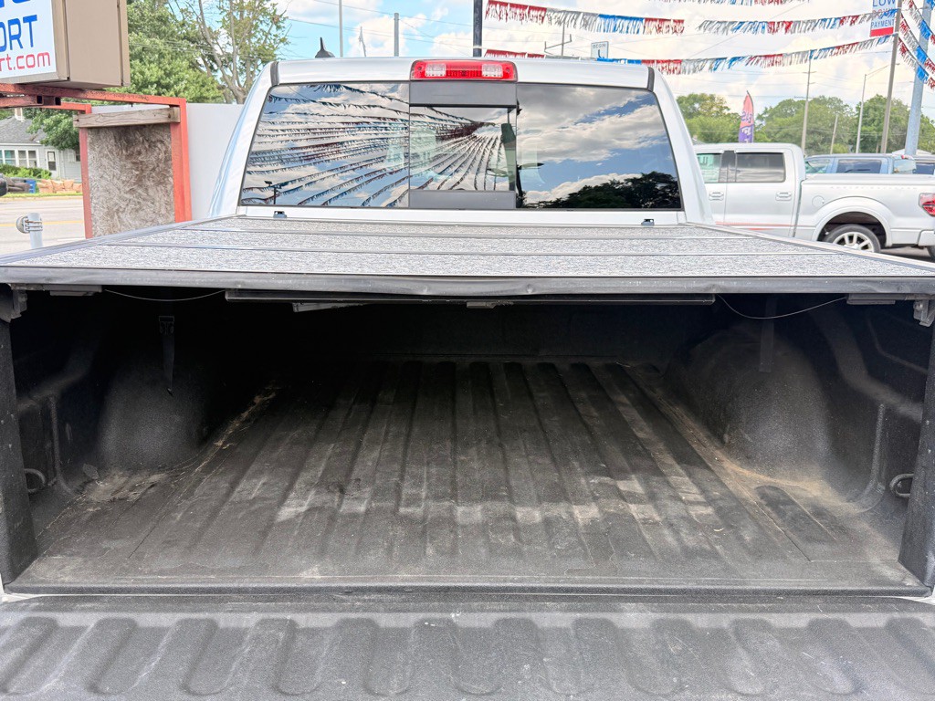 2017 RAM 1500 Image 9