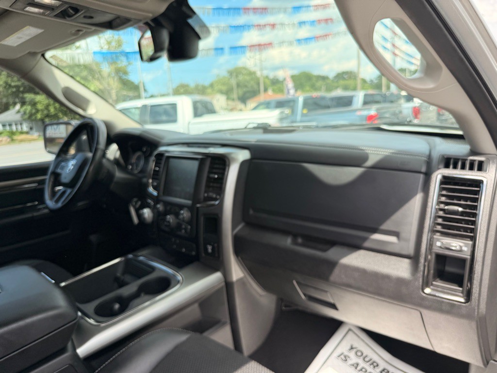 2017 RAM 1500 Image 22