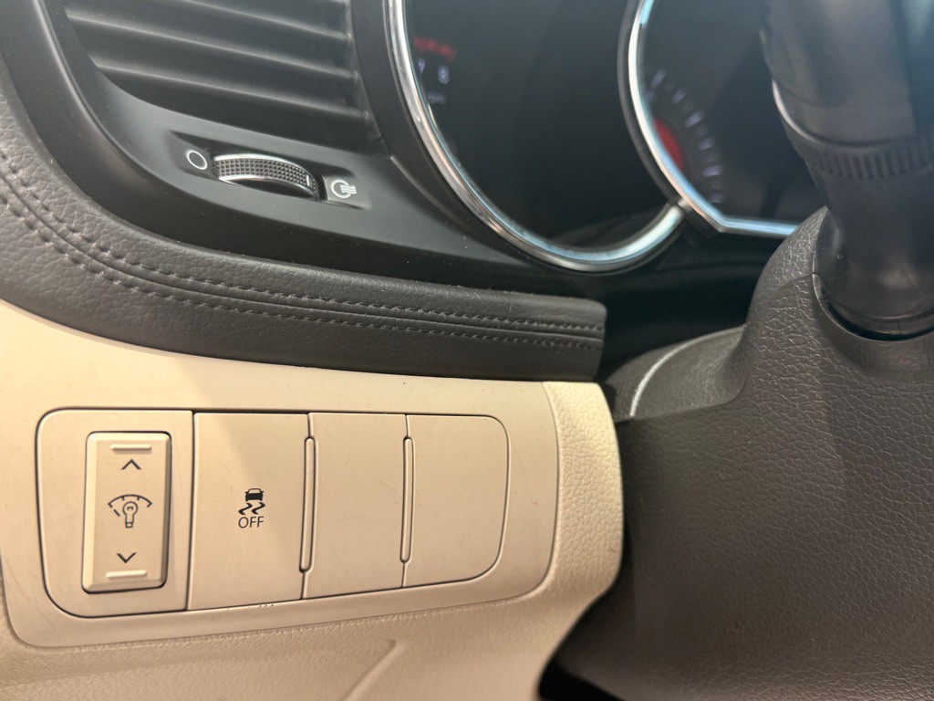 2013 Kia Optima Image 26