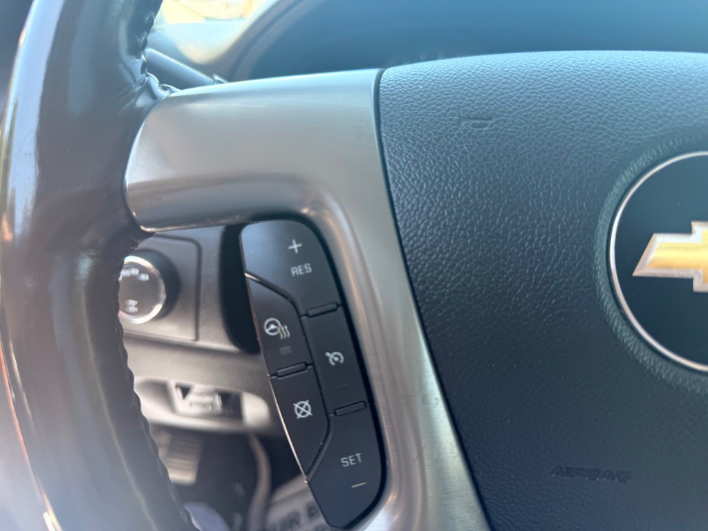 2013 Chevrolet Avalanche Image 39