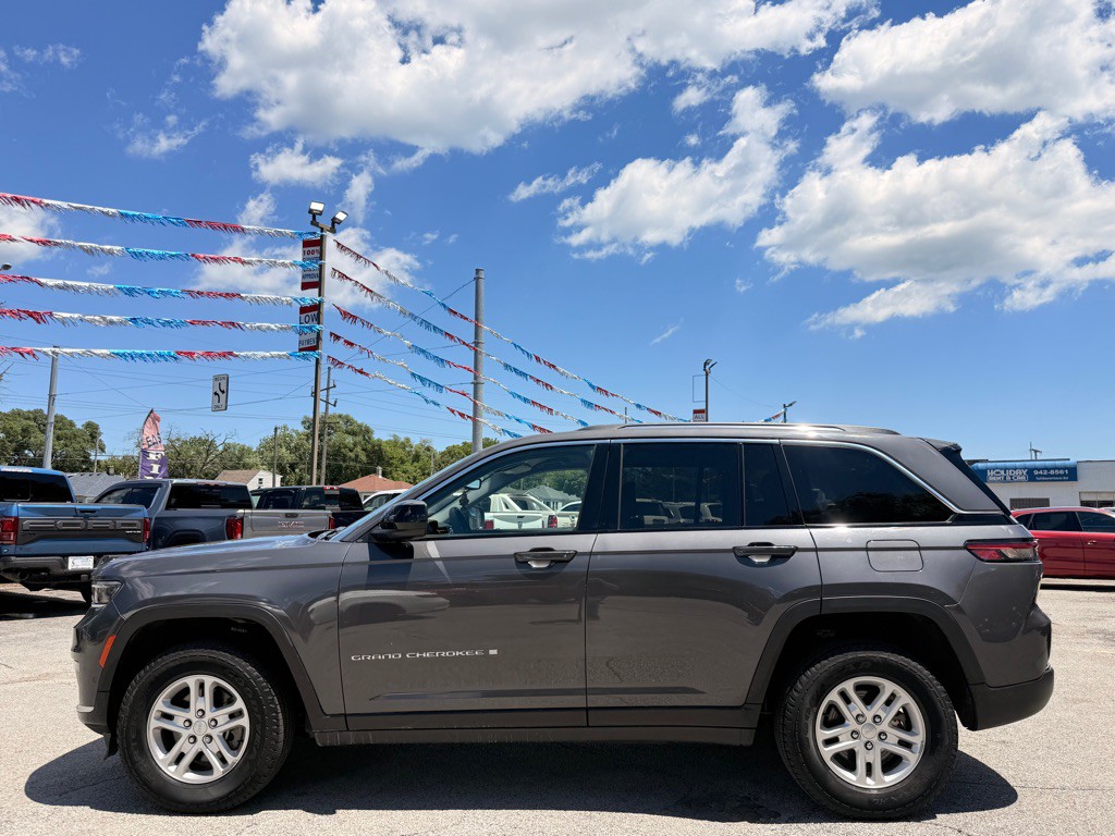 2023 Jeep Grand Cherokee Image 11