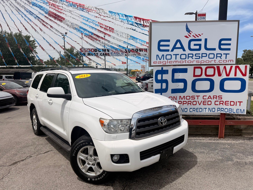 2012 Toyota Sequoia Image 3