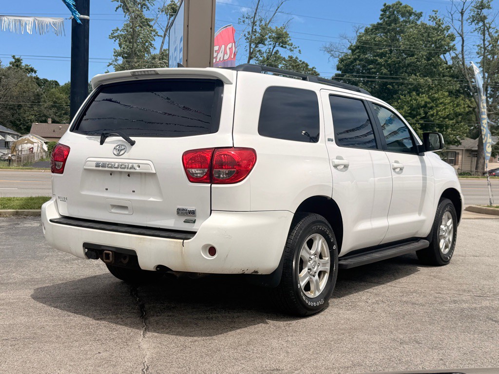2012 Toyota Sequoia Image 7