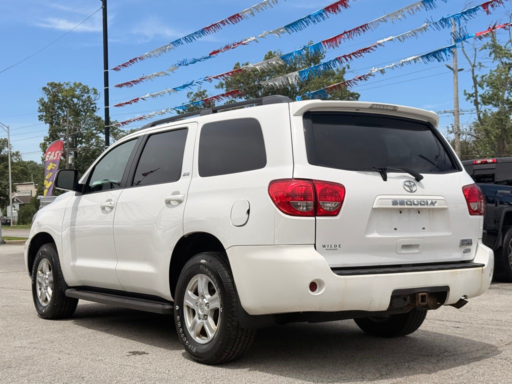 2012 Toyota Sequoia Image 9