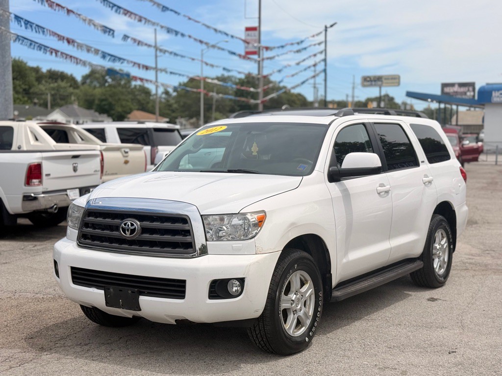 2012 Toyota Sequoia Image 11