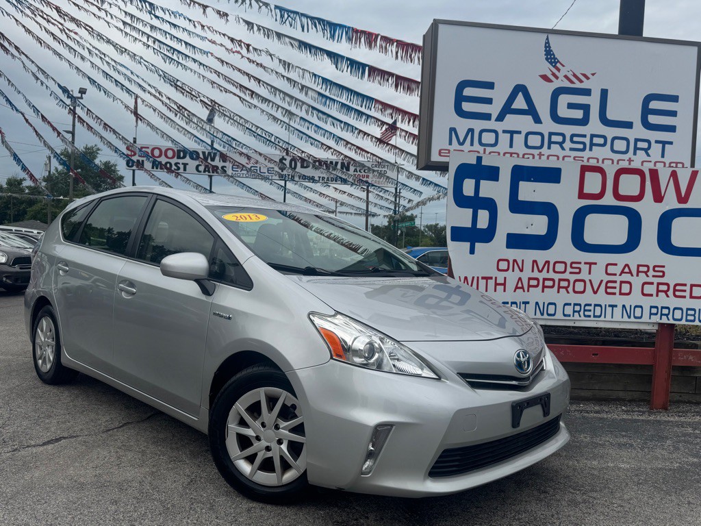 2013 Toyota Prius Image 4