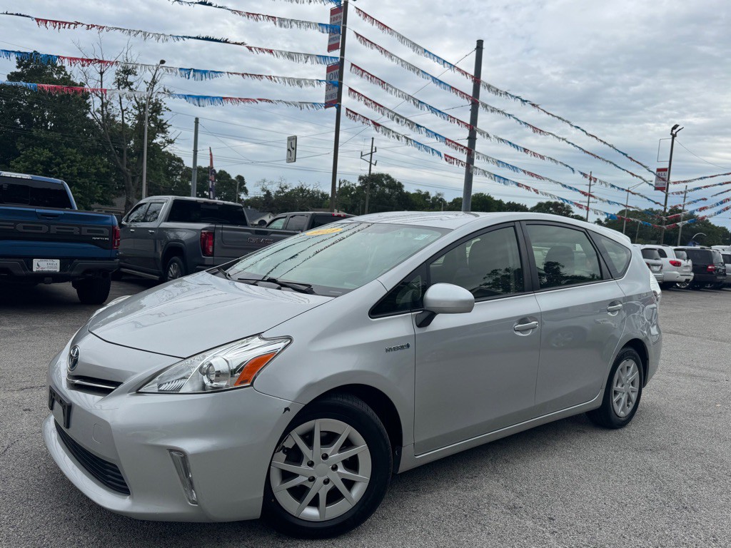 2013 Toyota Prius Image 9