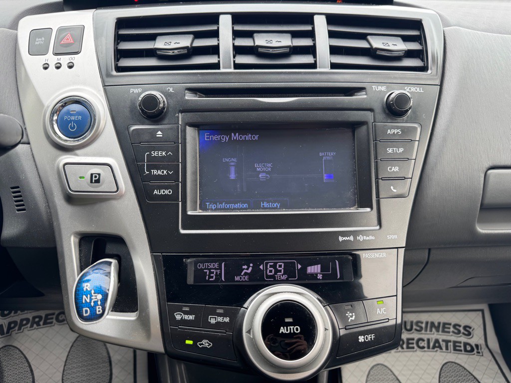 2013 Toyota Prius Image 20