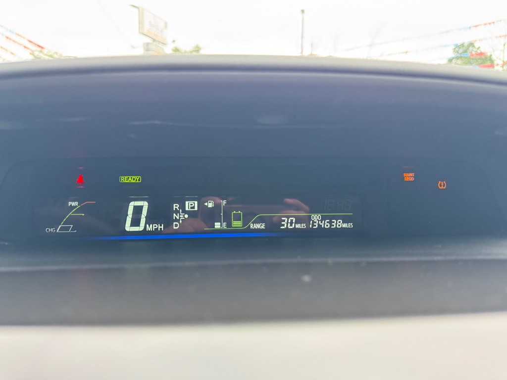 2013 Toyota Prius Image 25