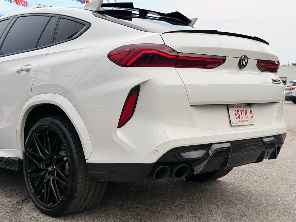 2025 BMW X6 Image 18