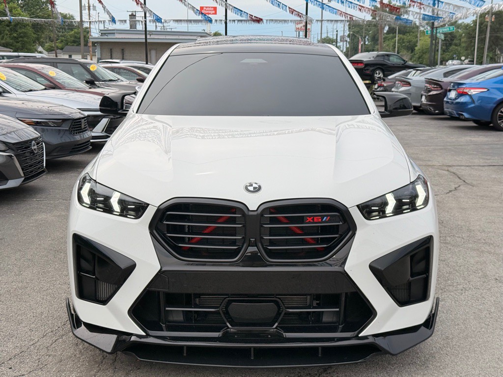 2025 BMW X6 Image 30