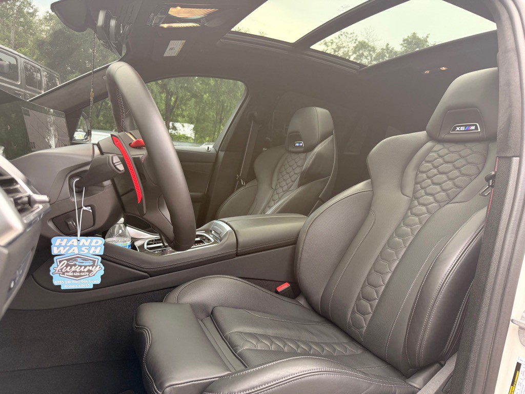 2025 BMW X6 Image 37