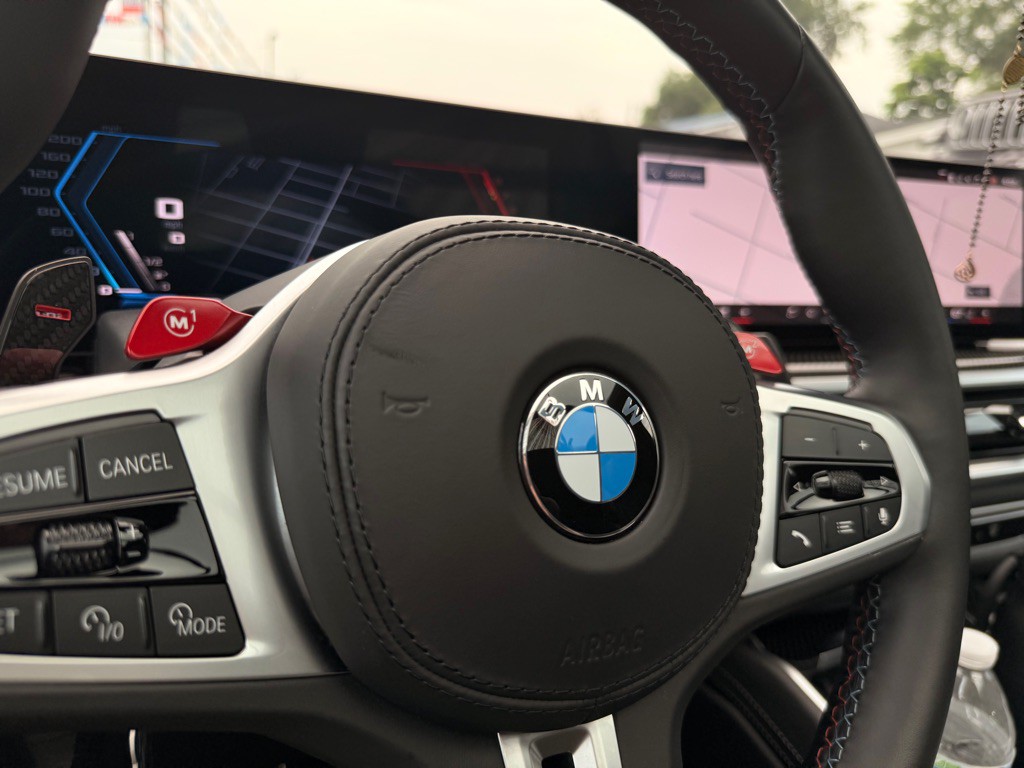 2025 BMW X6 Image 58