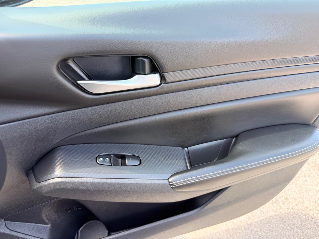 2025 Nissan Altima Image 18