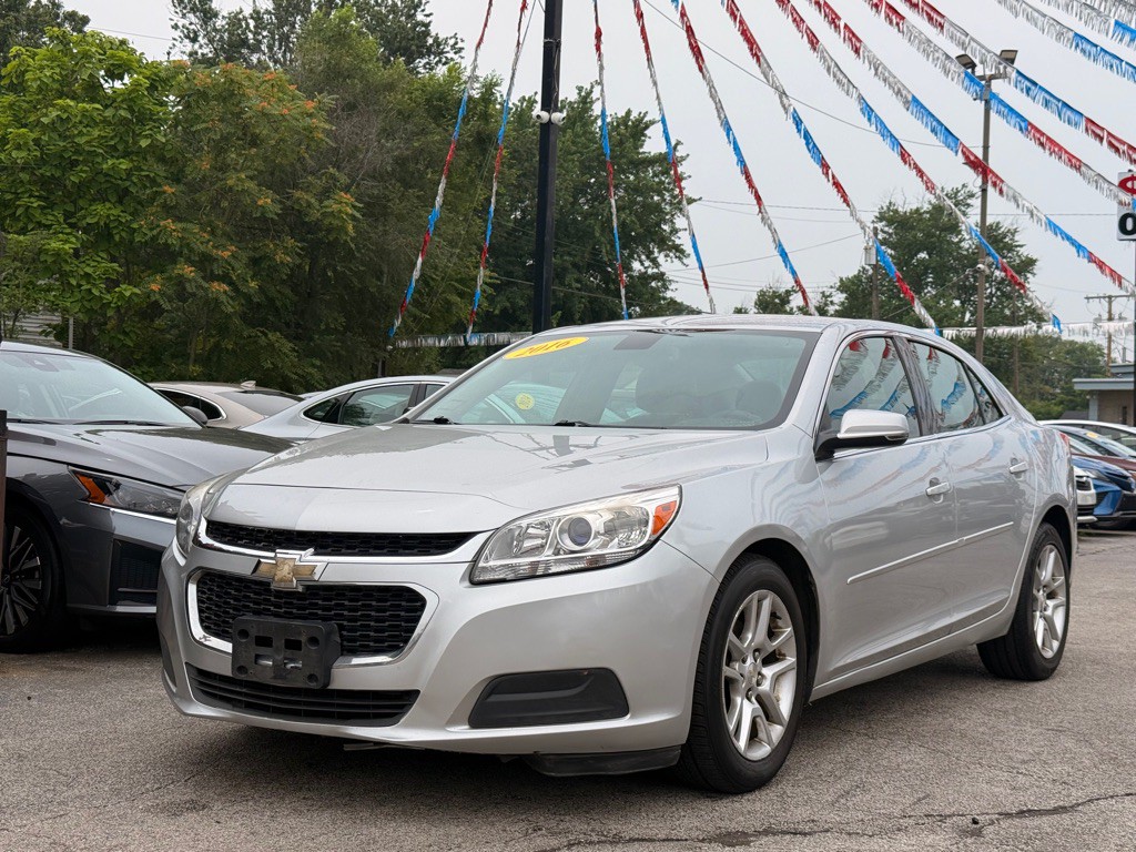 2016 Chevrolet Malibu Image 12