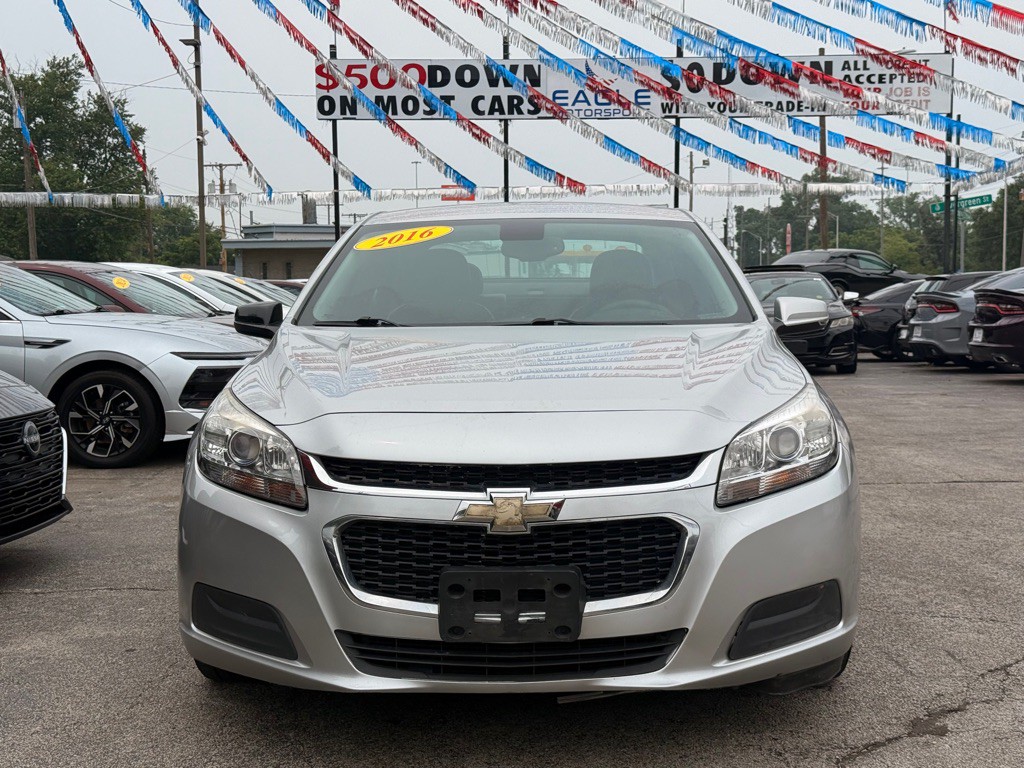 2016 Chevrolet Malibu Image 13