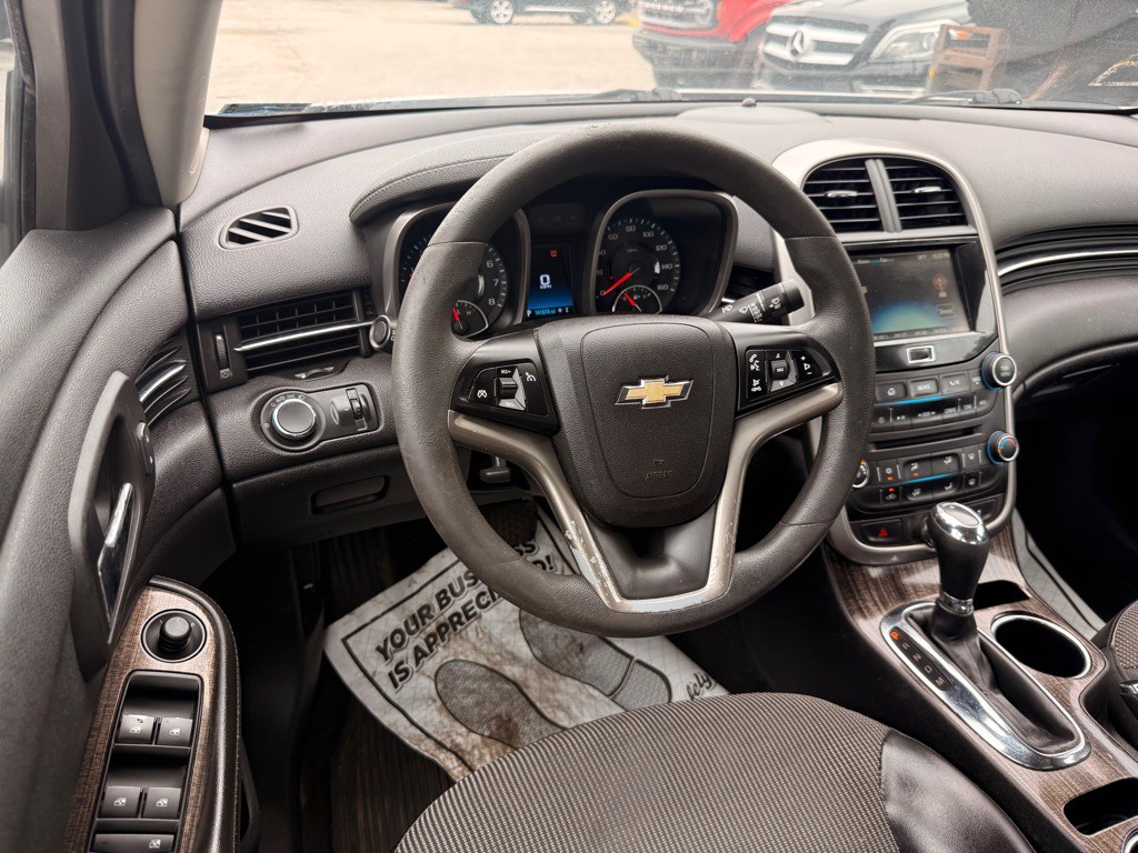 2016 Chevrolet Malibu Image 23