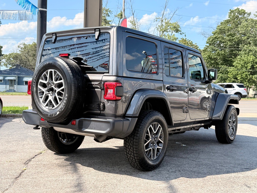 2025 Jeep Wrangler Image 7