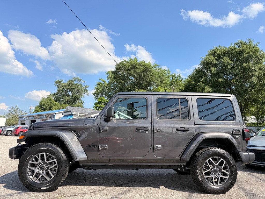 2025 Jeep Wrangler Image 11