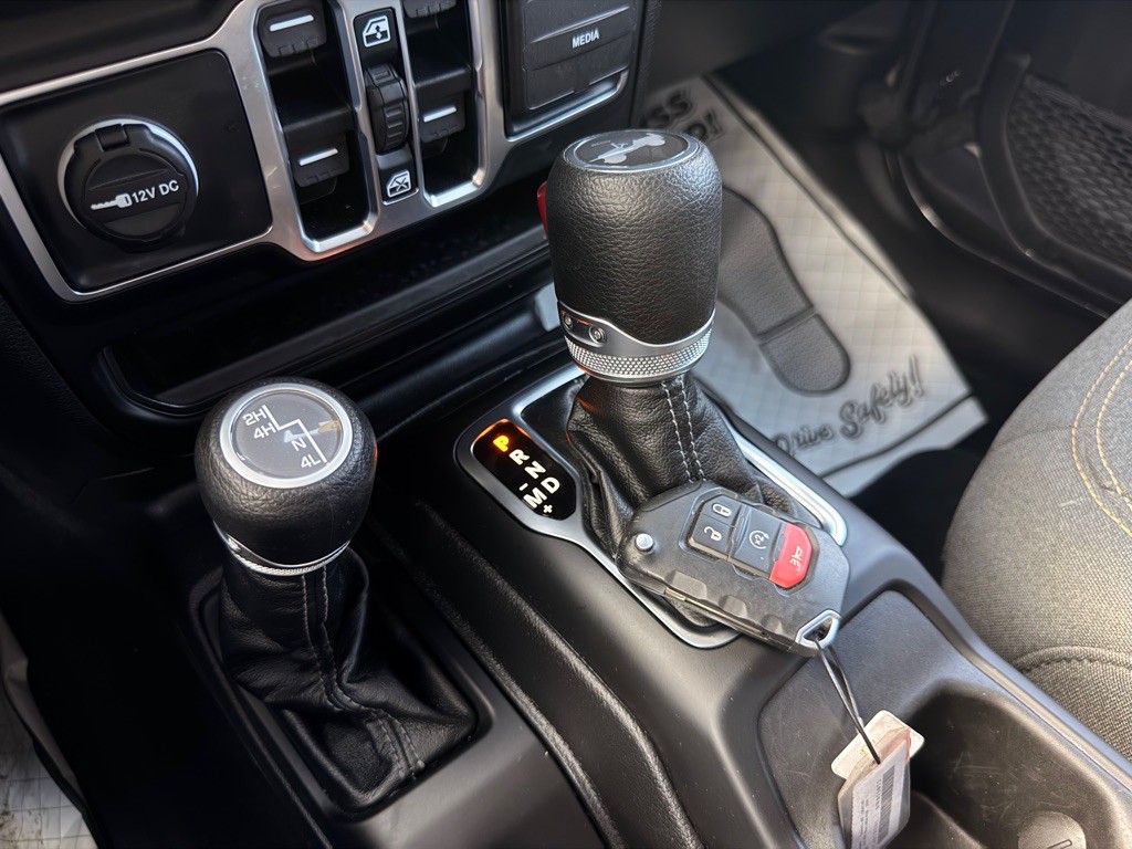 2025 Jeep Wrangler Image 39