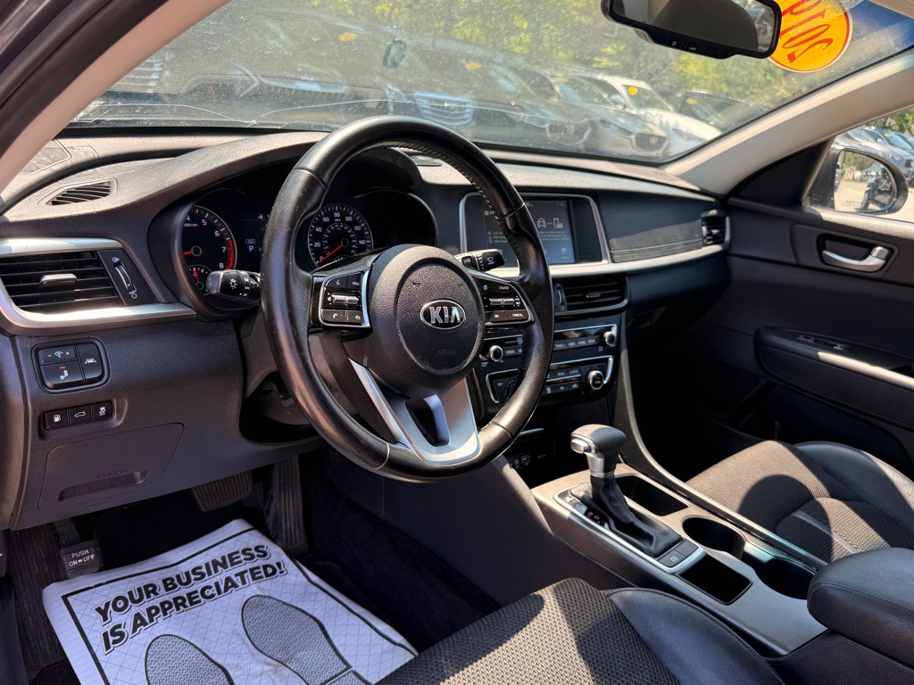 2019 Kia Optima Image 14