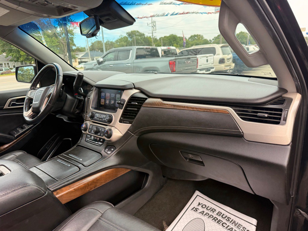 2018 GMC Yukon Image 24