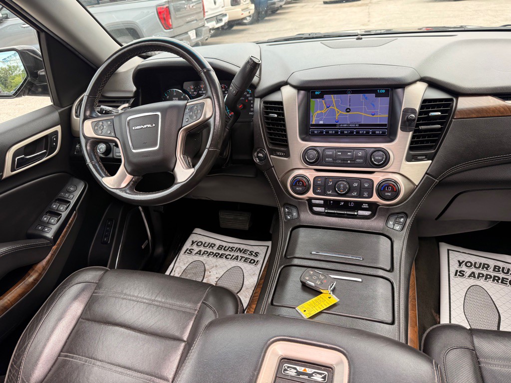 2018 GMC Yukon Image 38
