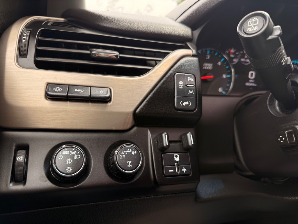 2018 GMC Yukon Image 39