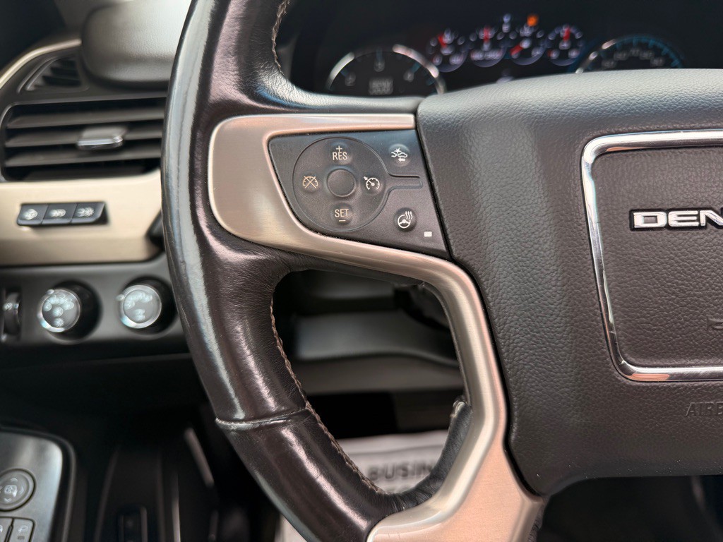 2018 GMC Yukon Image 40