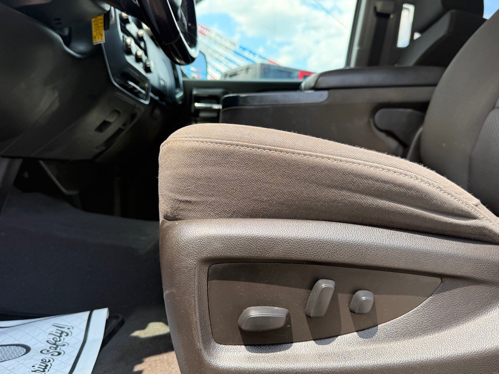 2019 Chevrolet Silverado 1500 Image 16