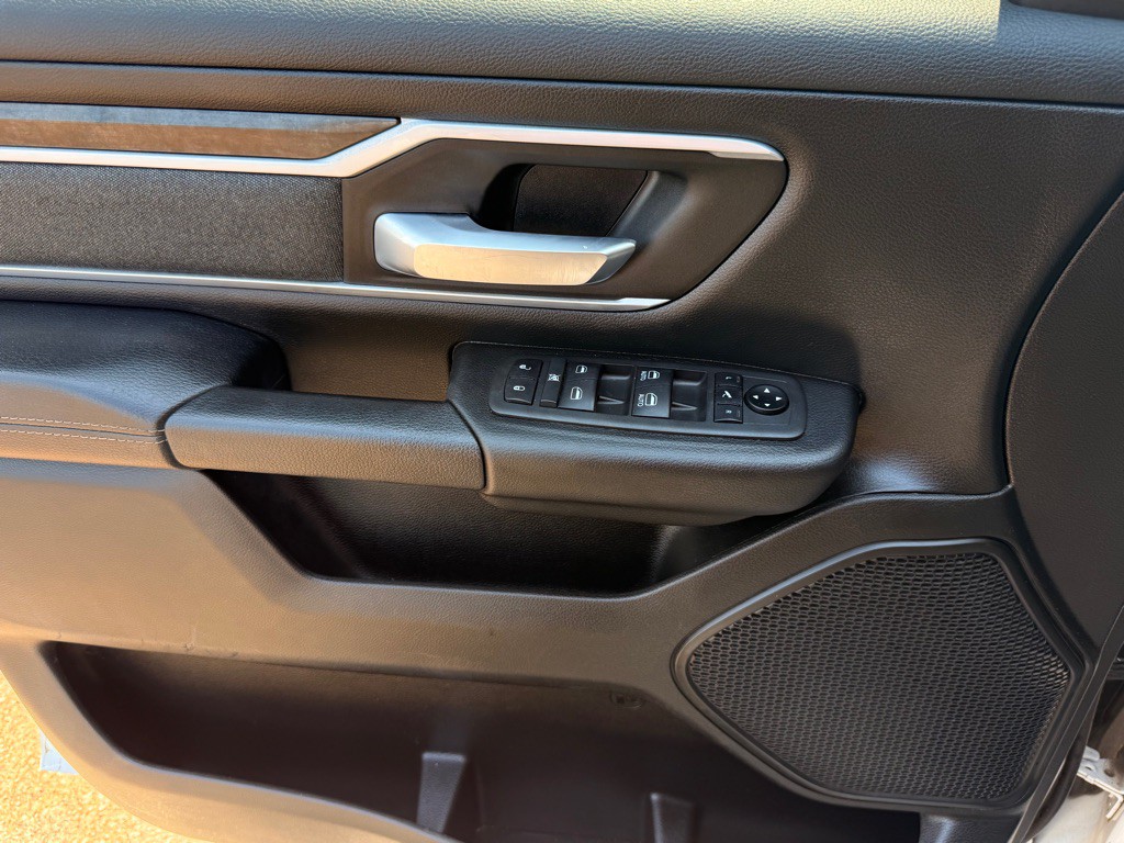 2022 RAM 1500 Image 17