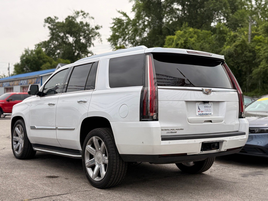 2018 Cadillac Escalade Image 9