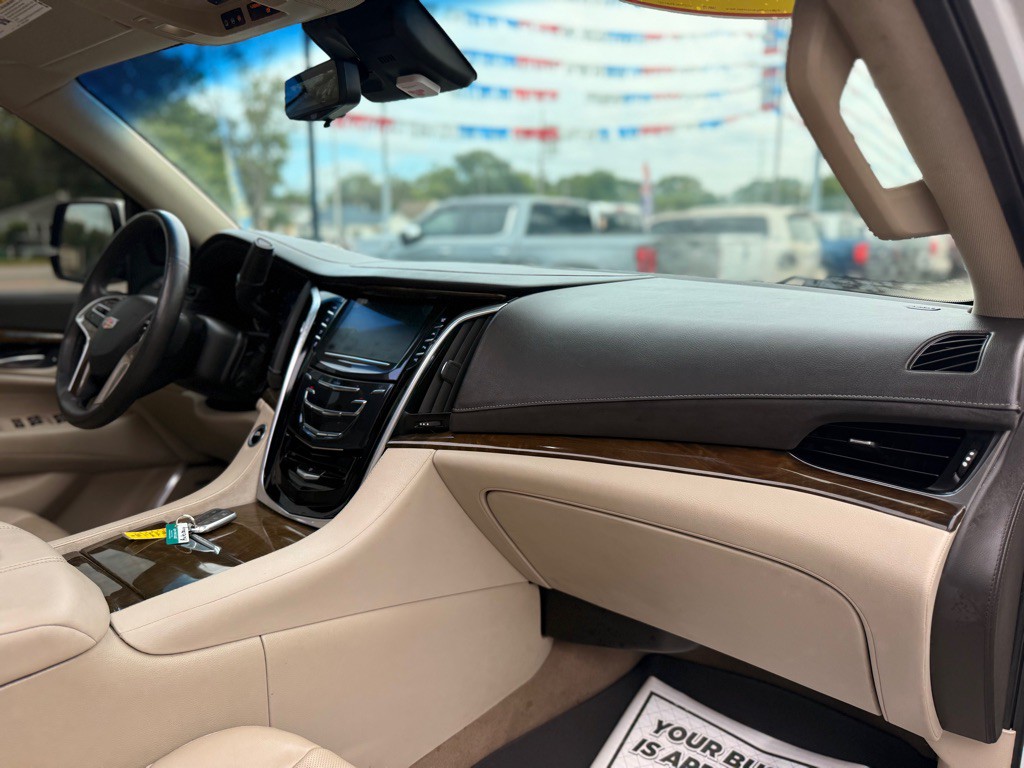 2018 Cadillac Escalade Image 23