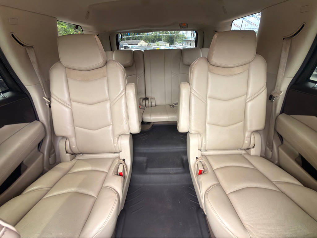 2018 Cadillac Escalade Image 27
