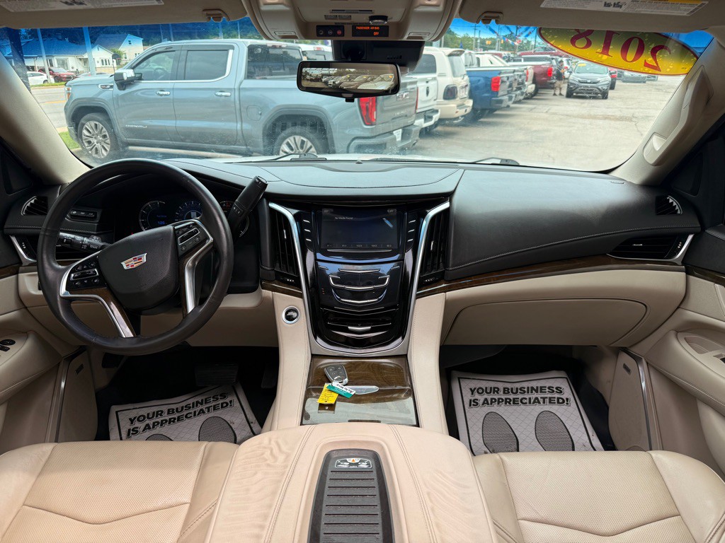 2018 Cadillac Escalade Image 31