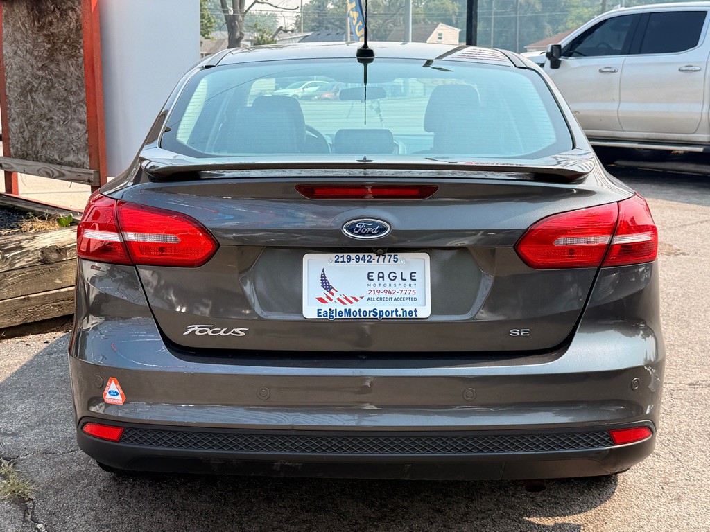2015 Ford Focus Image 9