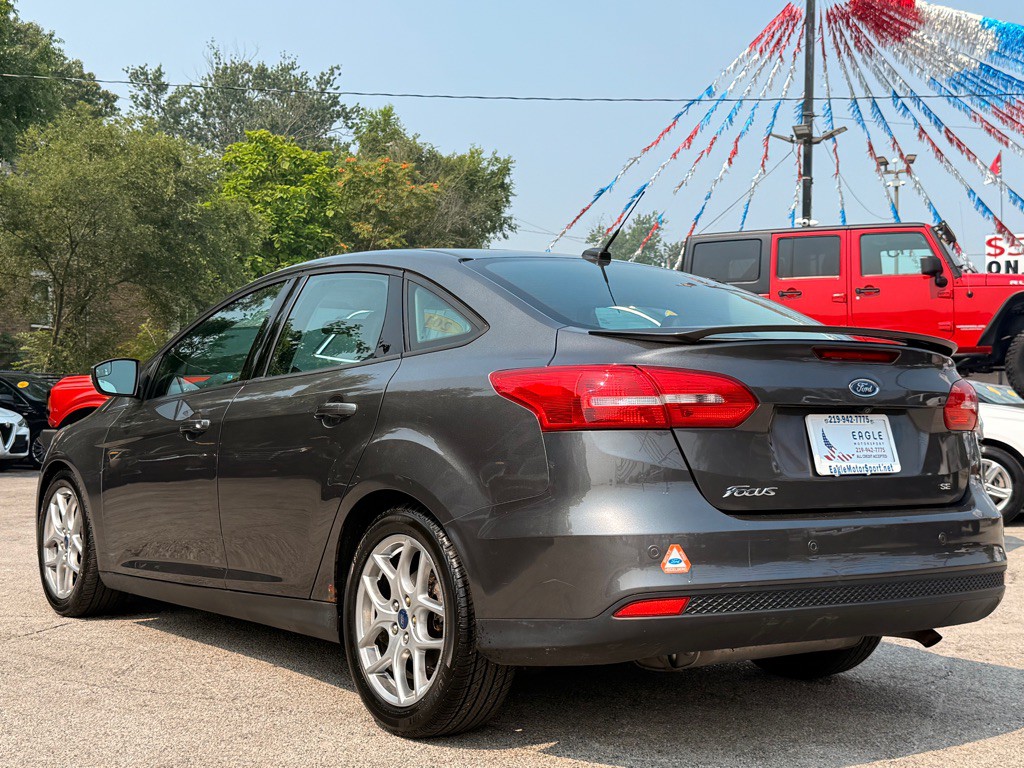 2015 Ford Focus Image 10