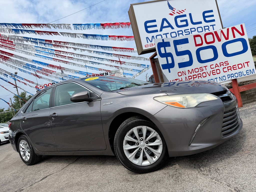 2015 Toyota Camry Image 4
