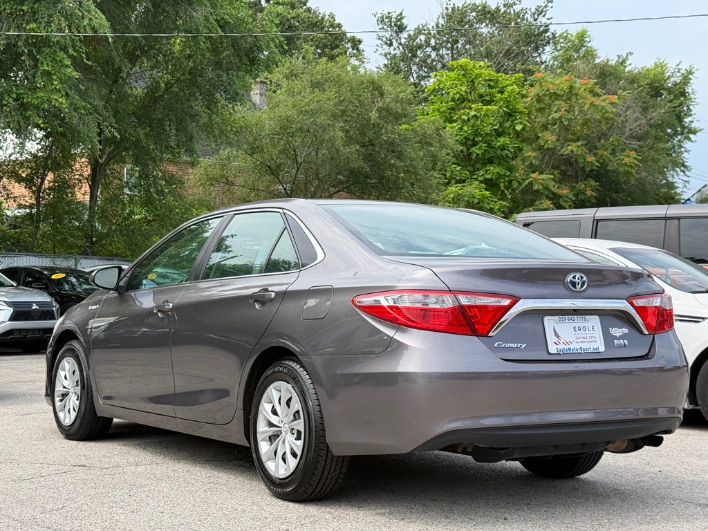 2015 Toyota Camry Image 8