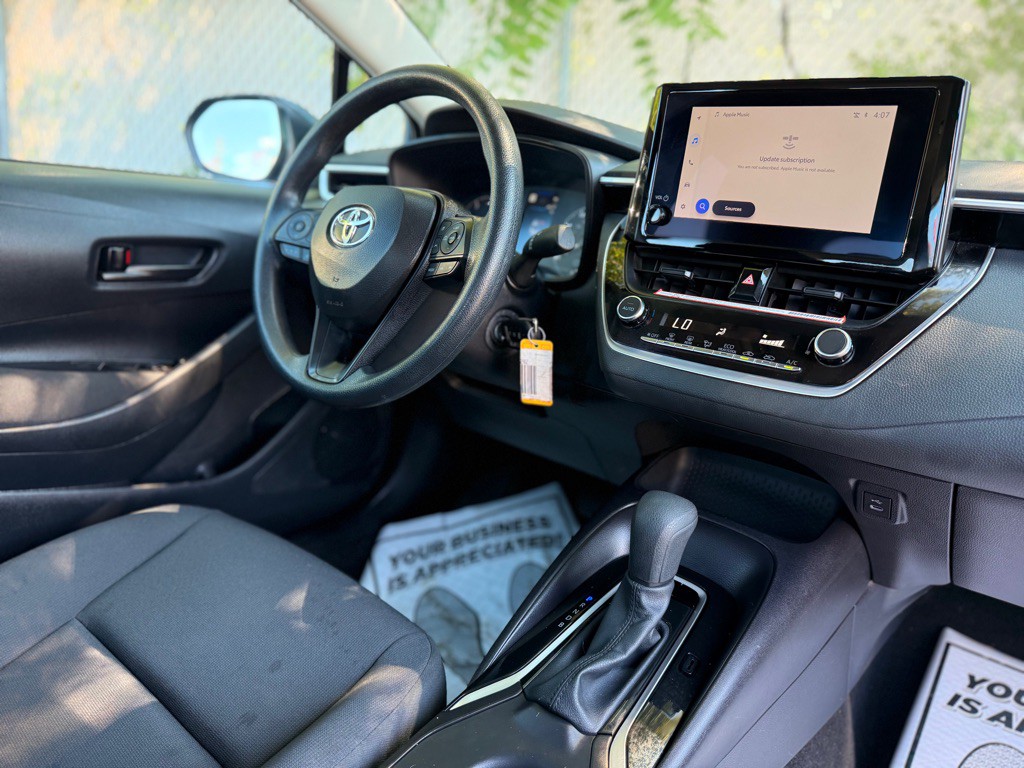 2025 Toyota Corolla Image 21