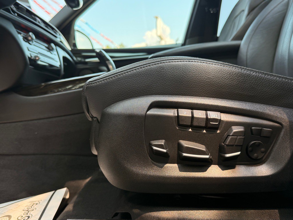 2017 BMW X5 Image 17
