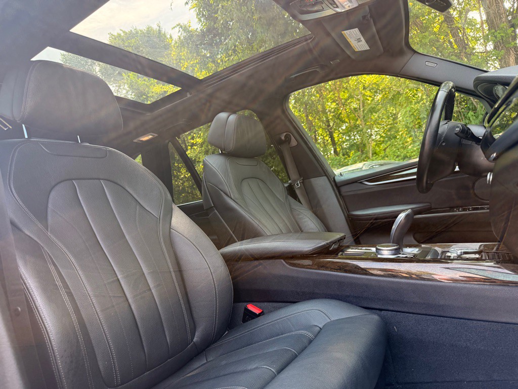 2017 BMW X5 Image 23