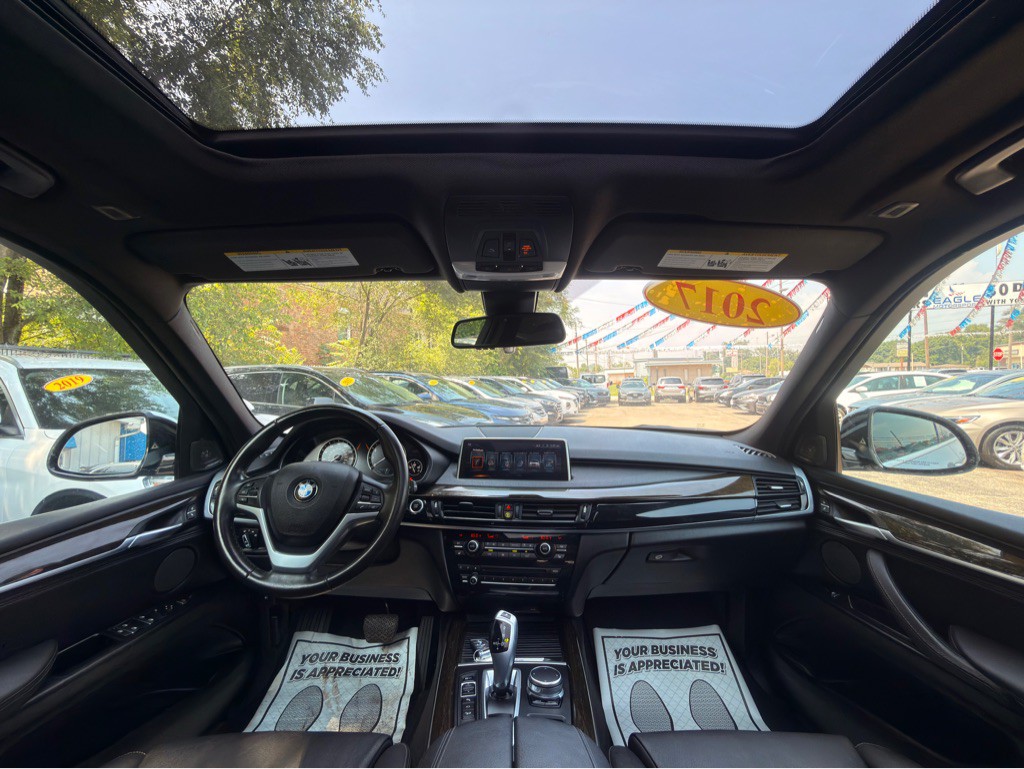 2017 BMW X5 Image 27