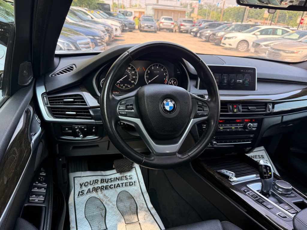2017 BMW X5 Image 29