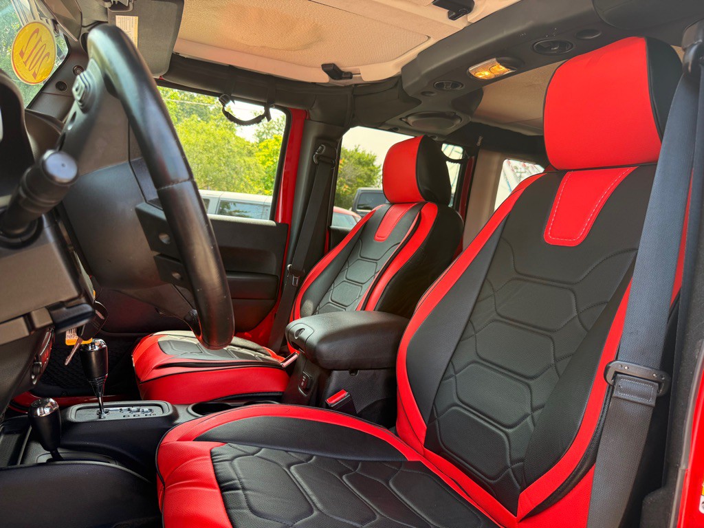 2012 Jeep Wrangler Unlimited Image 27
